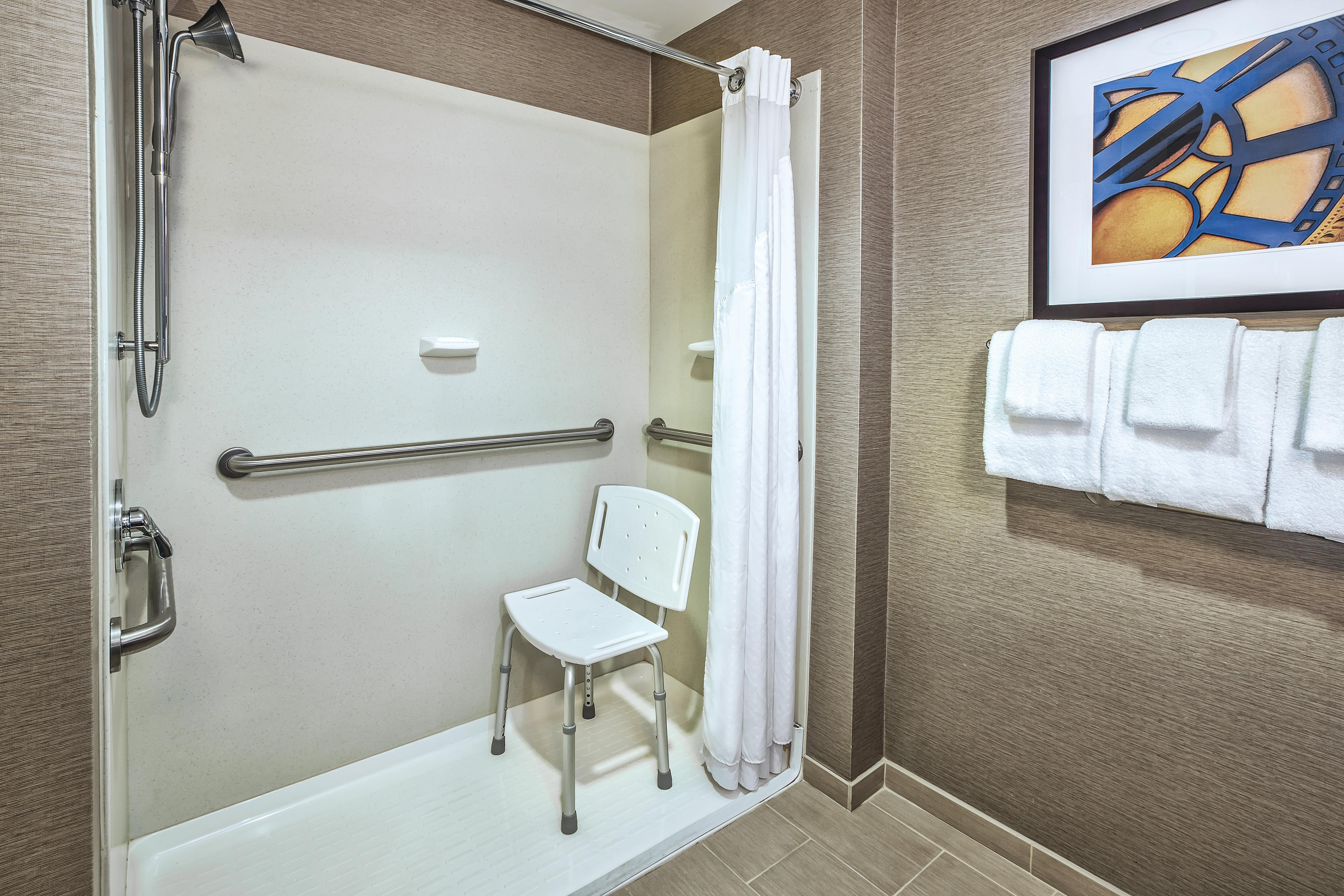 Holiday Inn Express & Suites Dayton South - I-675 By Ihg Shanersville Exterior photo