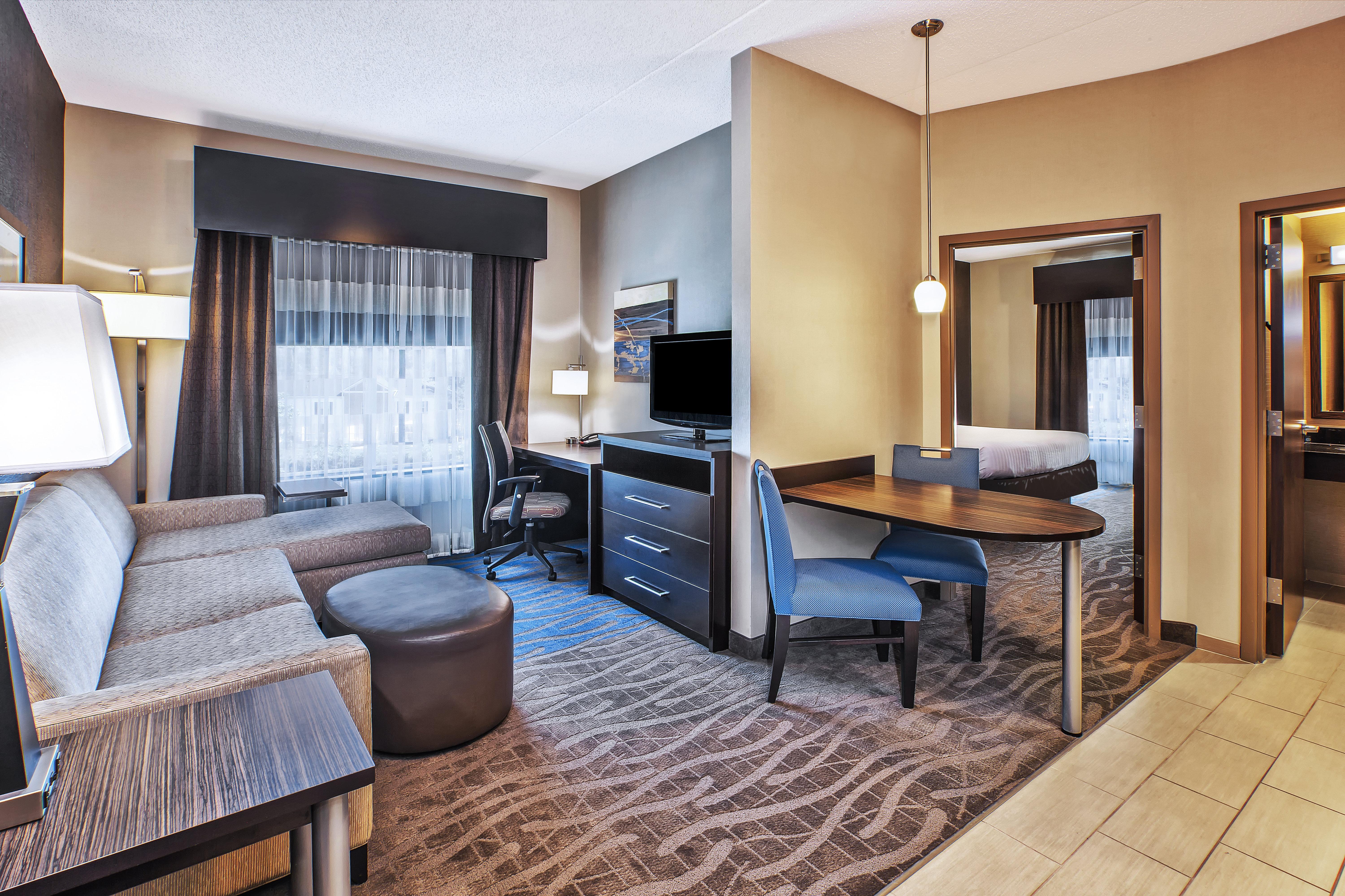 Holiday Inn Express & Suites Dayton South - I-675 By Ihg Shanersville Exterior photo