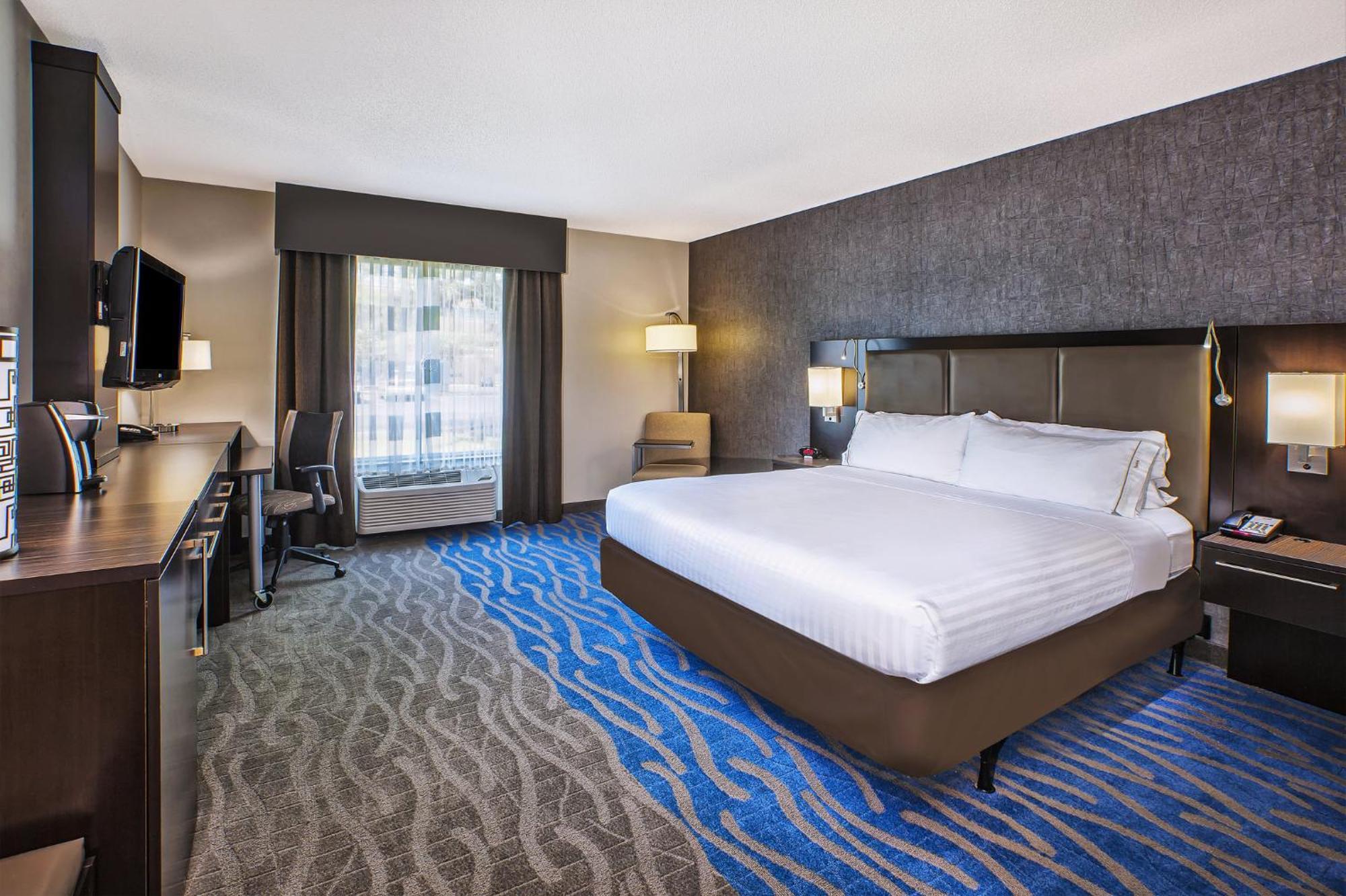 Holiday Inn Express & Suites Dayton South - I-675 By Ihg Shanersville Exterior photo