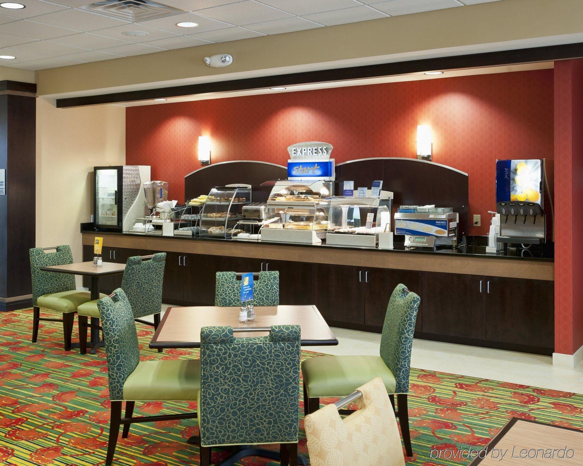 Holiday Inn Express & Suites Dayton South - I-675 By Ihg Shanersville Restaurant photo