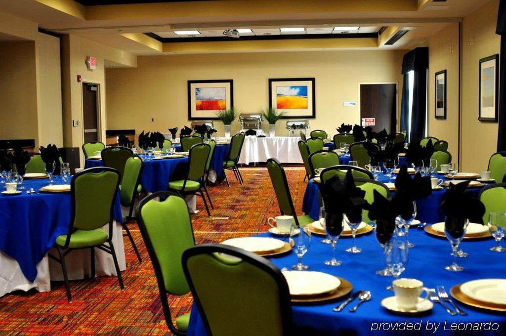 Holiday Inn Express & Suites Dayton South - I-675 By Ihg Shanersville Restaurant photo