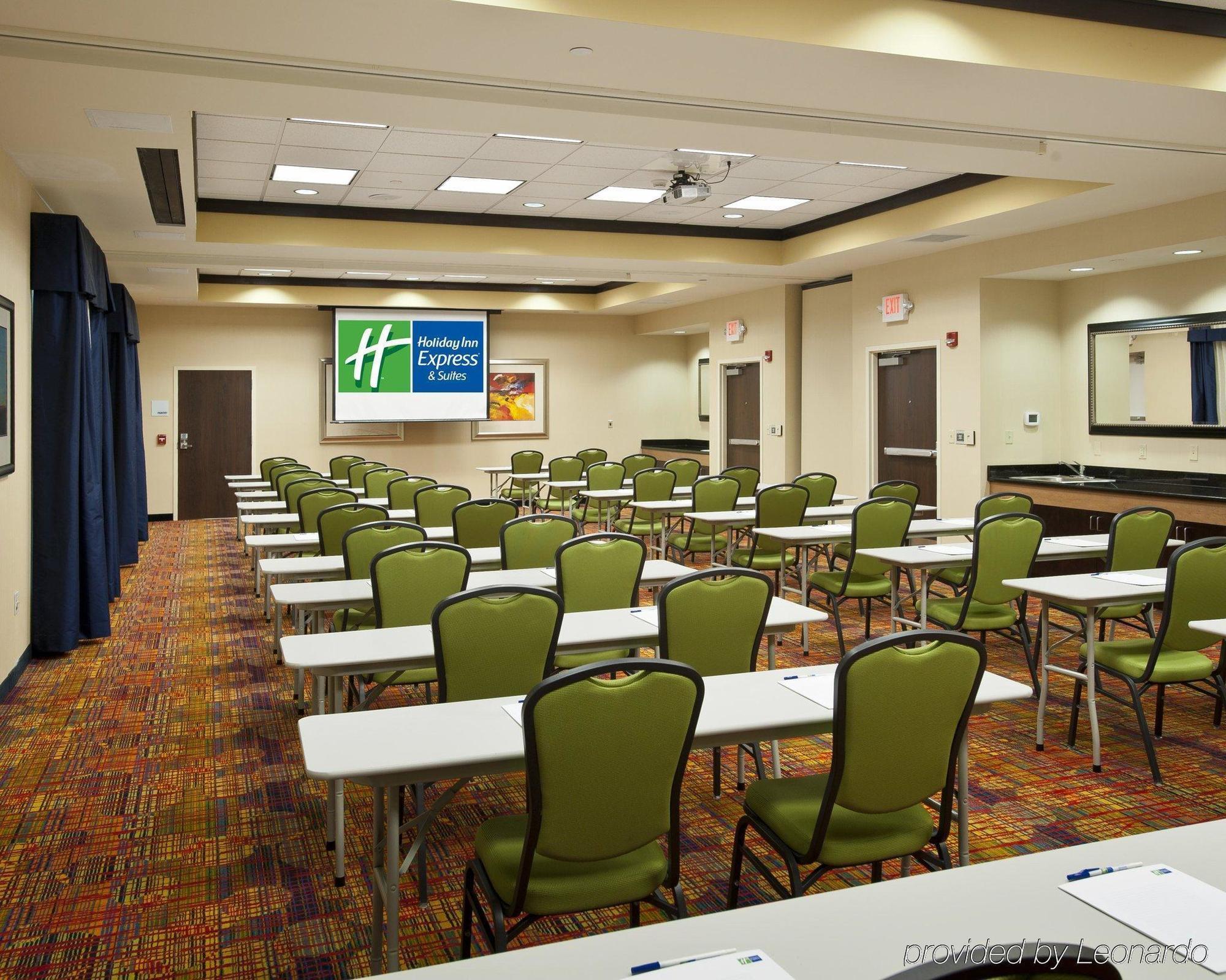 Holiday Inn Express & Suites Dayton South - I-675 By Ihg Shanersville Facilities photo