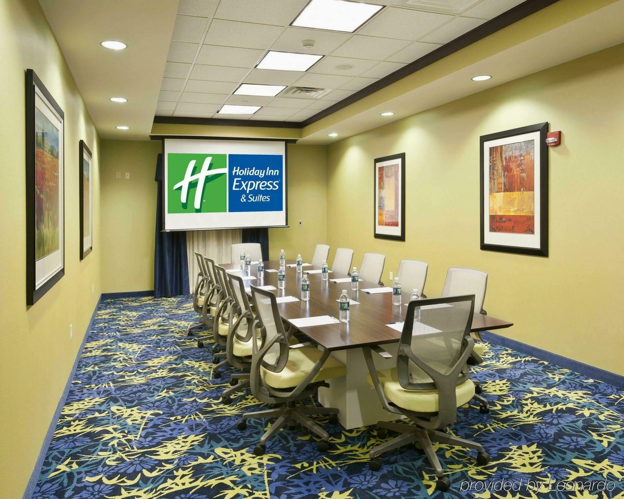 Holiday Inn Express & Suites Dayton South - I-675 By Ihg Shanersville Facilities photo